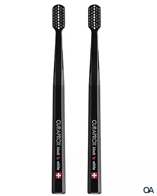 Curaprox Zahnbürste Black is White Duo Black/Black