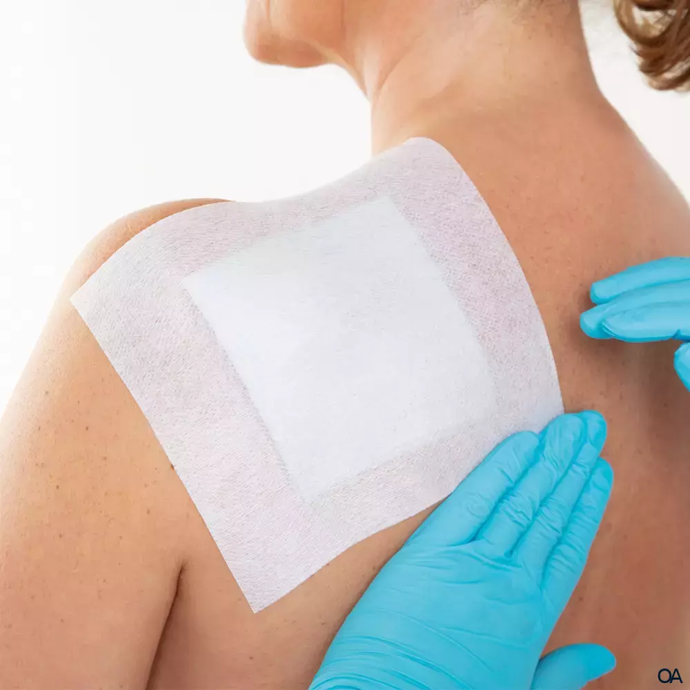 Leukoplast® hypafix® stretch dressing fixation 2cm x 10m